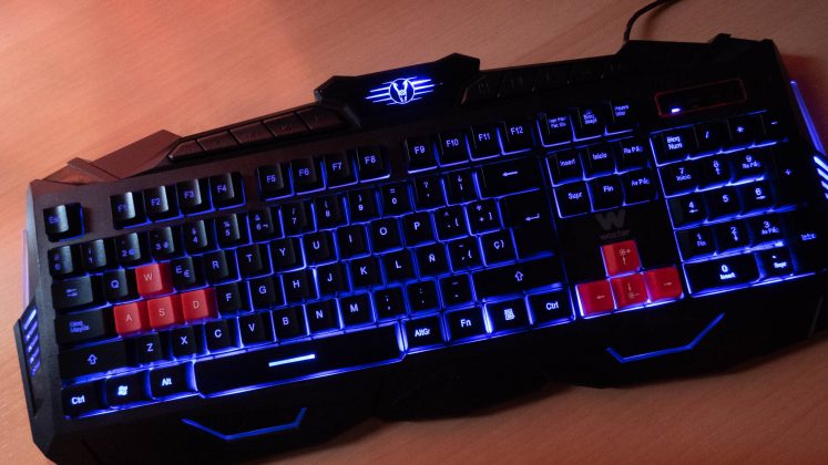 Stinger FX 80 MEGAKIT - Teclado 01