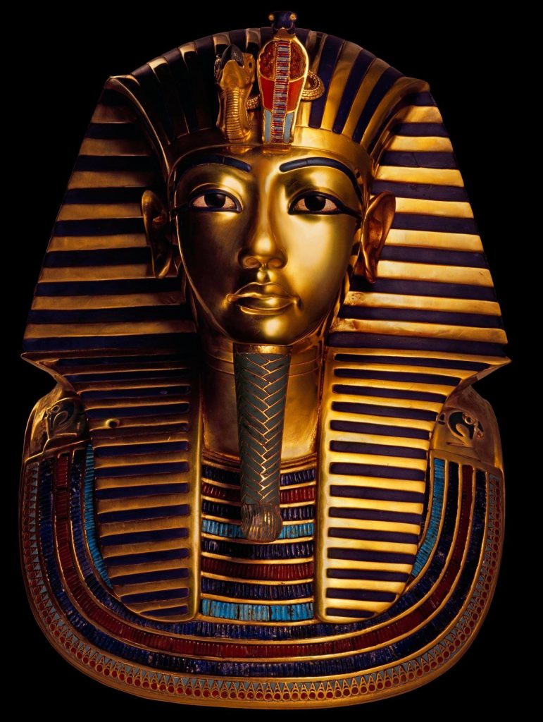 TUTANKHAMÓN